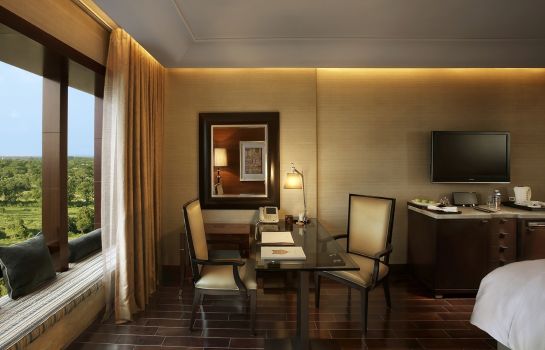 The Leela Ambience Hotel Residences Gurugram In Gurgaon Hotel De The leela spoils its patrons with a choice of myriad cuisines through its 3 specialty restaurants, all day dine café. hotel de