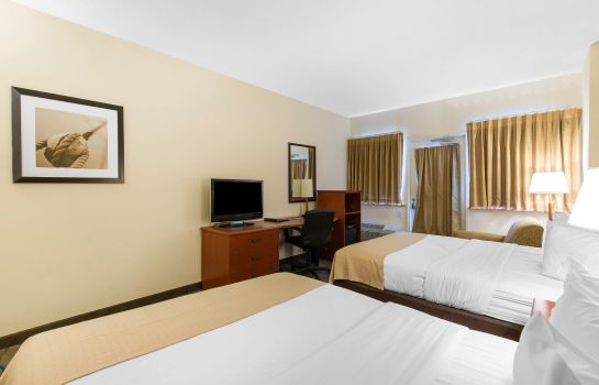 Zimmer Gateway Hotel and Suites Ascend Hotel Co