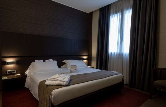 Zimmer Best Western Monza e Brianza Palace