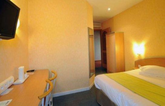 Zimmer Comfort Hotel Saintes