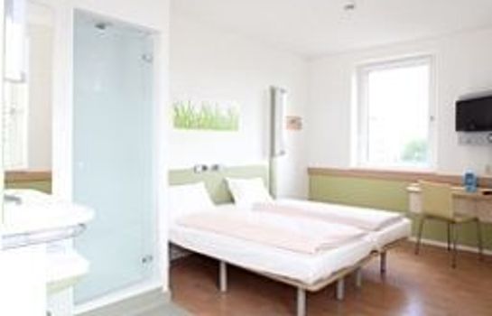 Hotel Ibis Budget Berlin Alexanderplatz Great Prices At Hotel Info