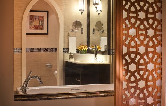Bathroom The Ibn Battuta Gate Hotel Dubai