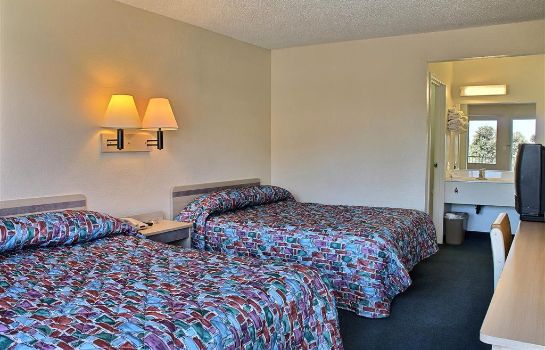 Zimmer Motel 6 Bakersfield Convention Cent