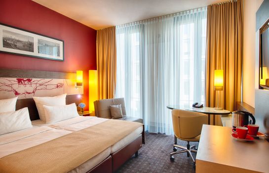 Room Leonardo Royal Hotel Munich
