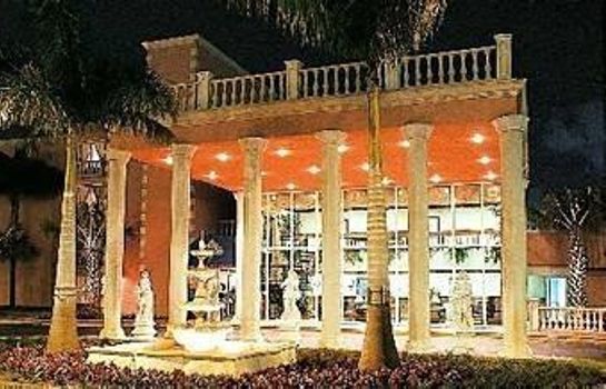Hotel Roma Golden Glades Resort In Miami Gardens Scott Lake