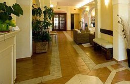 Hotelhalle Lantana Resort Hotel & Apartments