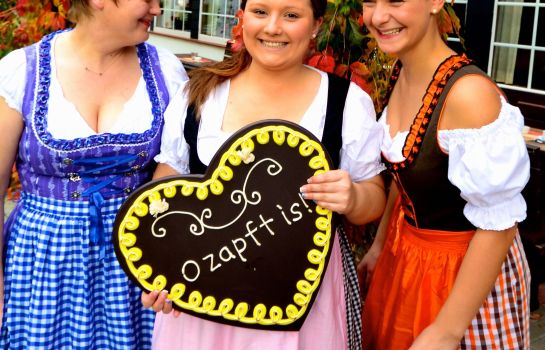 Hotel Das Weisse Haus Osterholz Scharmbeck Great Prices At