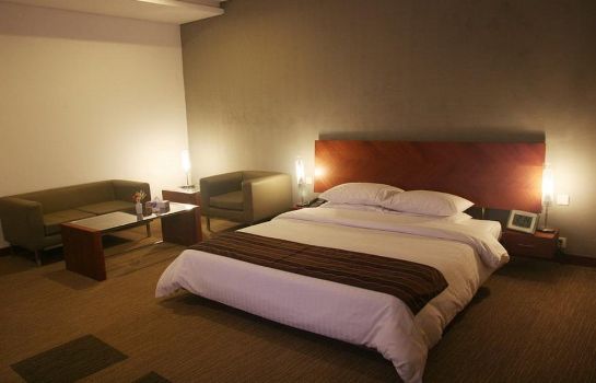 Room HOTEL ONE THE MALL LAHORE
