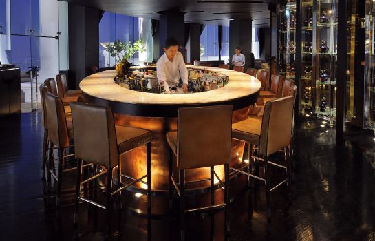 Hotel-Bar Tower Club at lebua