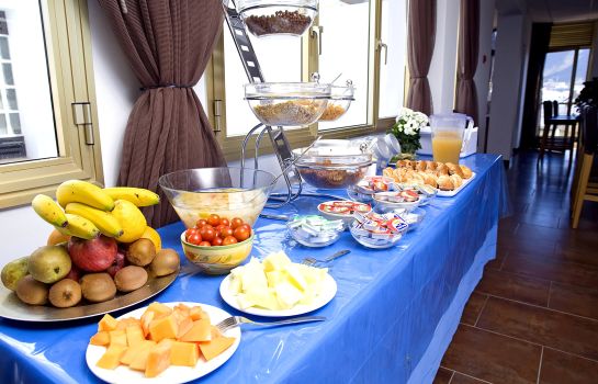 Hotel Adonis Capital In Santa Cruz De Tenerife Hotel De Spa features seasonal skin and body. hotel adonis capital in santa cruz de