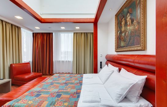 Suite Red Stars Hotel