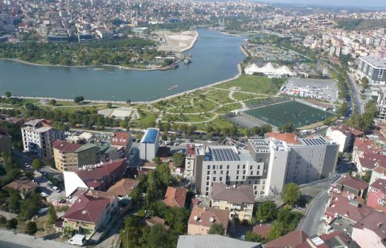 Hilton Garden Inn Istanbul Golden Horn Turkey Great Prices At Hotel Info