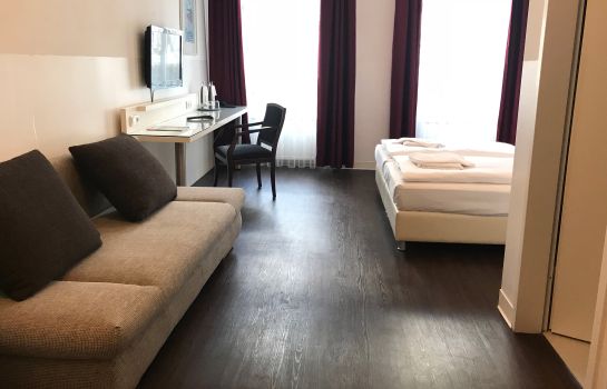 Hotel Prens Berlino Hotel Info