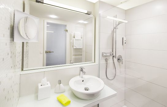 Taome Feng Shui Stadthotelbreisgau Superior Emmendingen Great