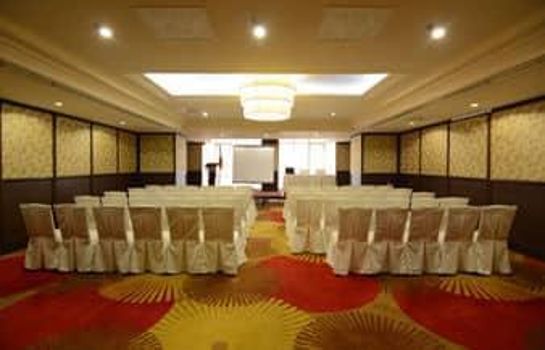 Conference room Ramada by Wyndham Manila Central