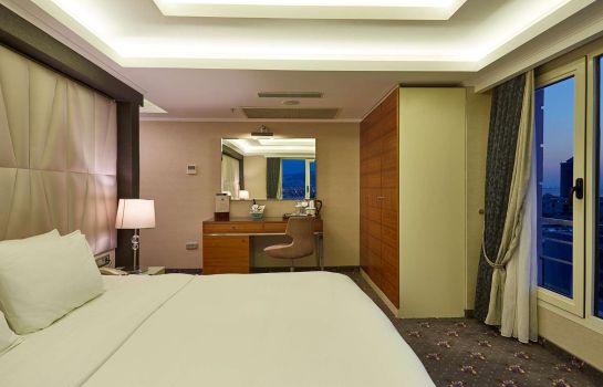 Hotel Doubletree By Hilton Izmir Alsancak Great Prices At Hotel Info