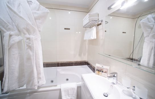 Bathroom Hotel De Paris