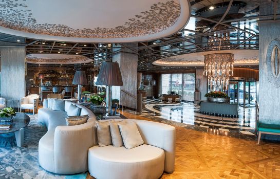 Hotel bar Wyndham Grand Istanbul Kalamis Marina Hotel