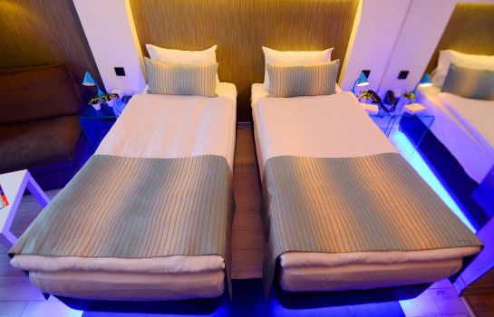 Tempo Hotel 4levent Istanbul Great Prices At Hotel Info