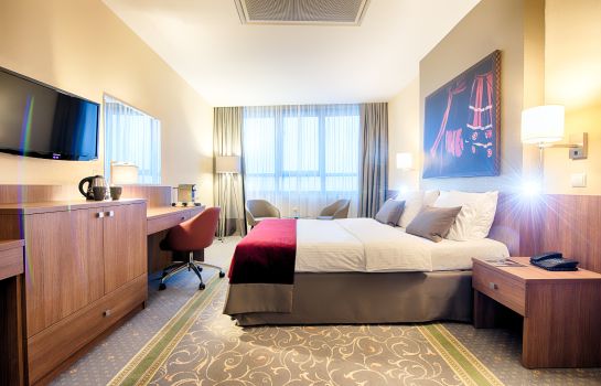 Room Leonardo Royal Hotel Warsaw