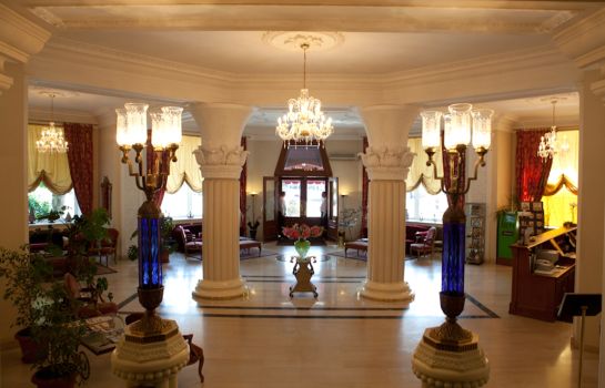 Vestíbulo del hotel Grand Hotel Ukraina Гранд отель Украина