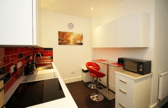 Küche im Zimmer Flexistay London Serviced Aparthotel