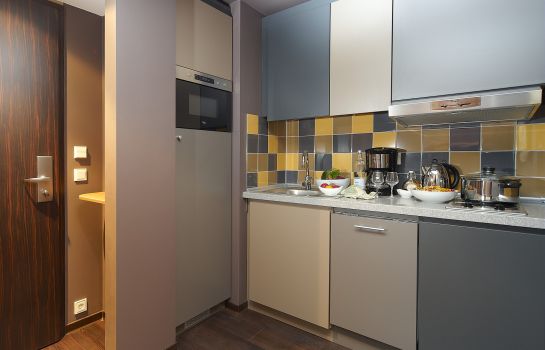 Küche im Zimmer Aparthotel Adagio Koeln City