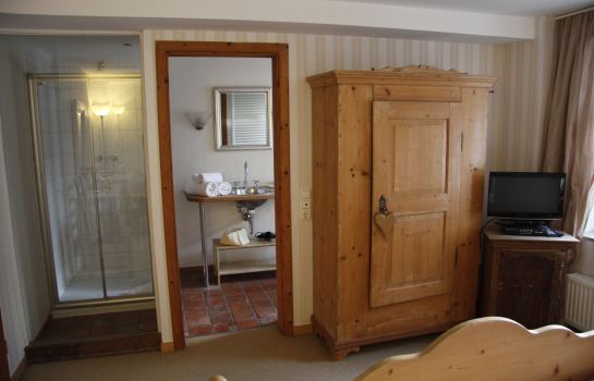 Zur Ewigen Lampe Romantik Und Landhotel In Nideggen Hotel De