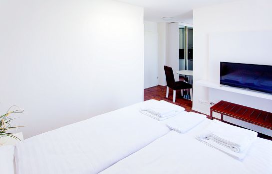Doppelzimmer Standard Suite Apartments by LivingDownTown