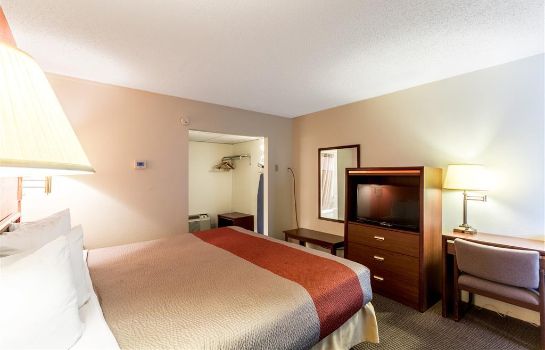 Zimmer Rodeway Inn & Suites Capri