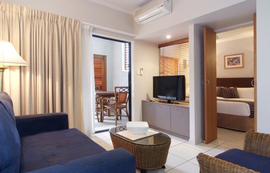 Hotel Southern Cross Atrium Apartments In Cairns Hotel De