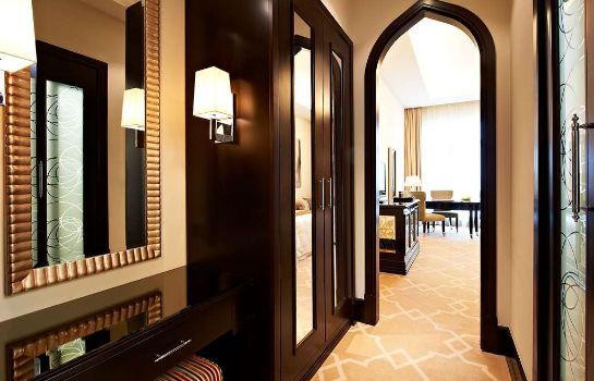 Zimmer The St. Regis Doha
