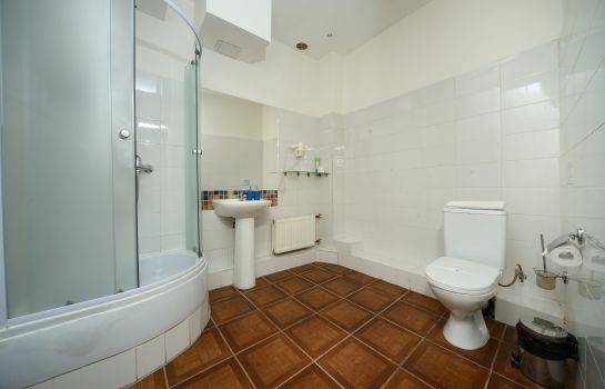 Bathroom City Comfort Hotel
