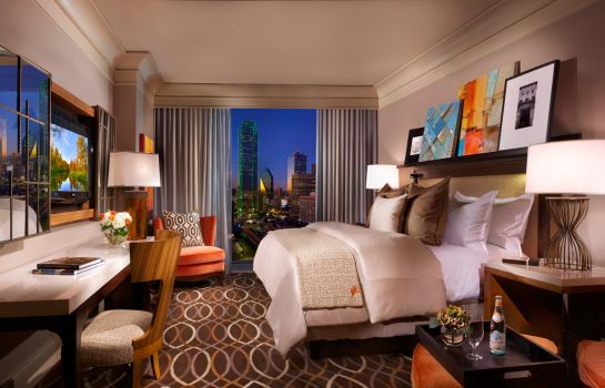 Zimmer Omni Dallas Hotel