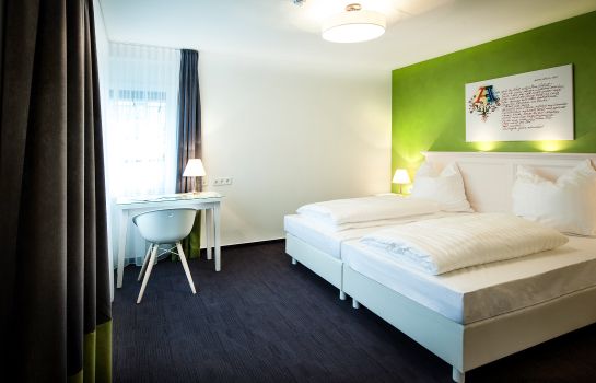 Hotel Brunnenstüble in Neuenstadt am Kocher – HOTEL DE