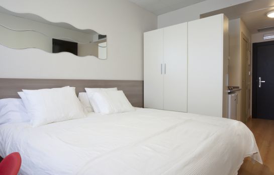 Chambre double (standard) Vértice Roomspace Madrid