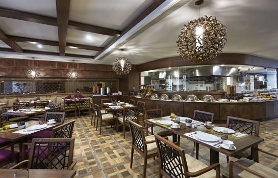 Hotel Doubletree By Hilton Istanbul Esentepe Great Prices At Hotel Info