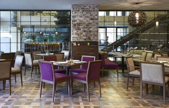 Hotel Doubletree By Hilton Istanbul Esentepe Great Prices At Hotel Info