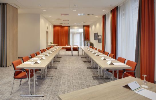 Holiday Inn Berlin City East Side Hotel De