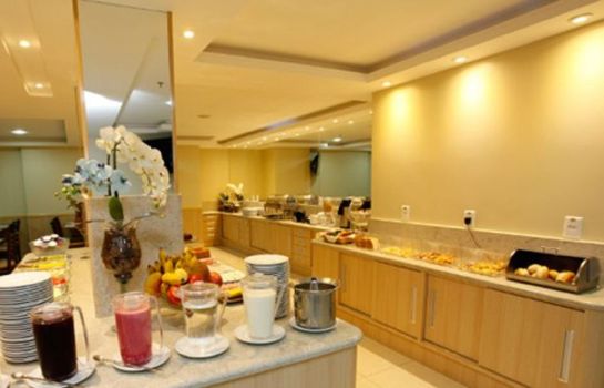 Frühstücks-Buffet Elegance Praia Hotel