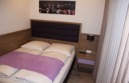 Doppelzimmer Komfort Slamba Hostel
