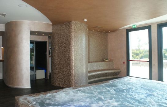 Hotel Corte Quadri Lonigo Great Prices At Hotel Info