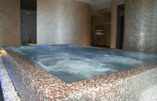 Hotel Corte Quadri Lonigo Great Prices At Hotel Info