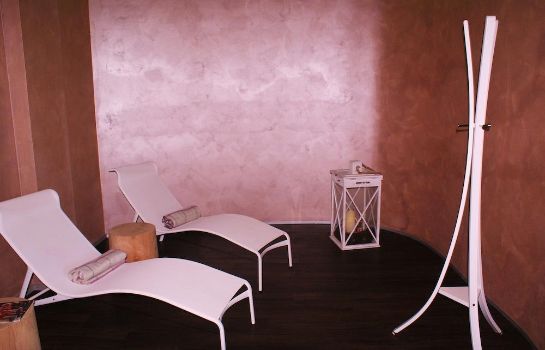 Hotel Corte Quadri Lonigo Great Prices At Hotel Info