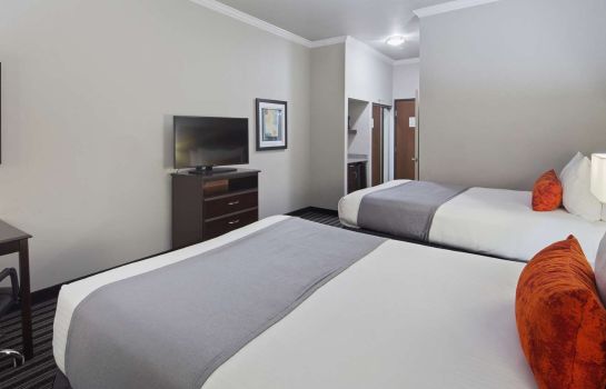 Zimmer Best Western Plus Austin Airport Inn & Suites