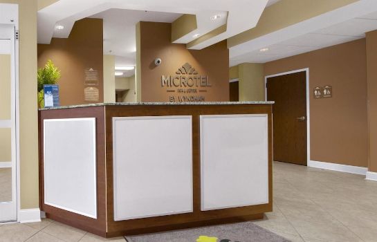 Hotelhalle Microtel Inn & Suites by Wyndham Shelbyville
