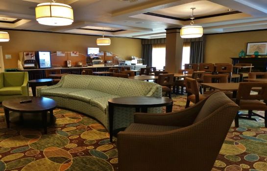 Hotelhalle Holiday Inn Express & Suites MONTGOMERY