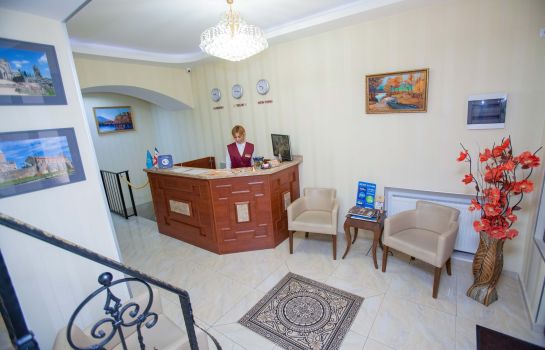 Hall de l'hôtel Rustaveli Palace Руставели Палас