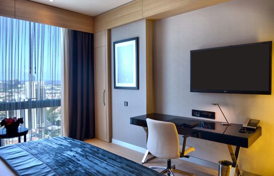 Hotel Wyndham Grand Istanbul Levent Great Prices At Hotel Info