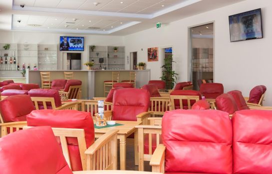 Hotel Winrooms Apartments In Wiener Neustadt Hotel De